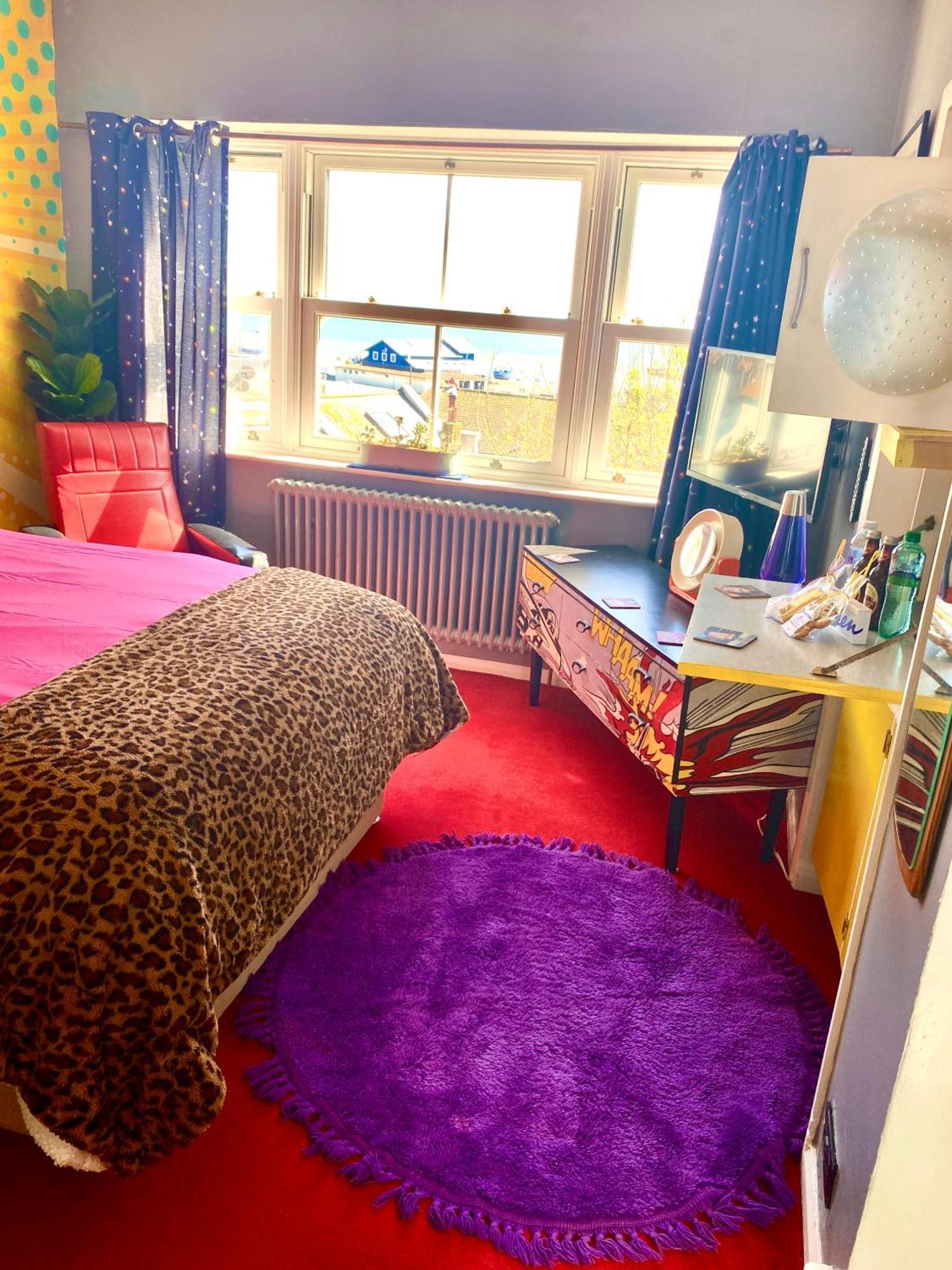 Ferienwohnung Pop Art Pad Heart Of Old Town With Parking! Hastings Exterior foto